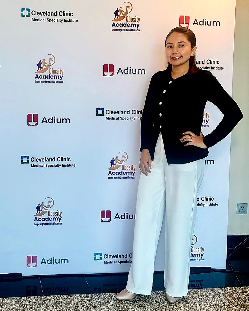 La Dra. Michelle Mejía en el evento Obesity Academy con Cleveland Clinic Medical Specialty Institute